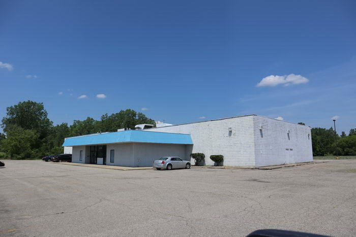 Towne Cinemas - June 2021 (newer photo)